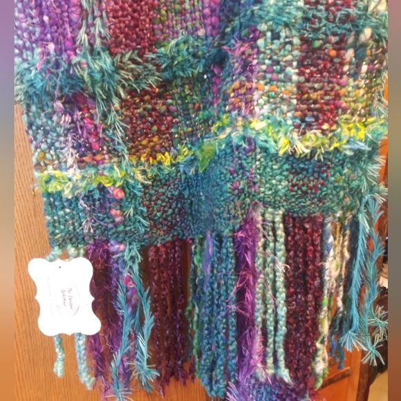 Scarf - Picture 2 of 3